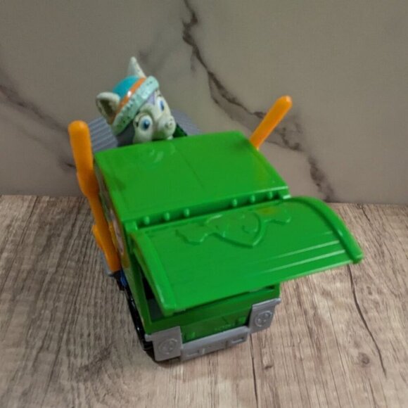 Paw Patrol Rocky's Recycling Truck by Spin Master - Picture 4 of 8